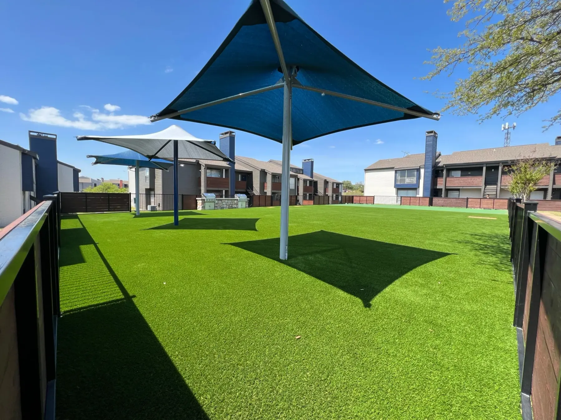 Commercial Spaces project by Diamond Field Systems Commercial Spaces project by Diamond Field Systems