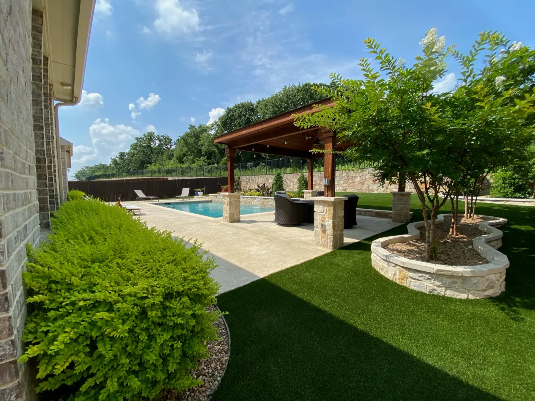 Landscape & Pet Turf project by Diamond Field Systems