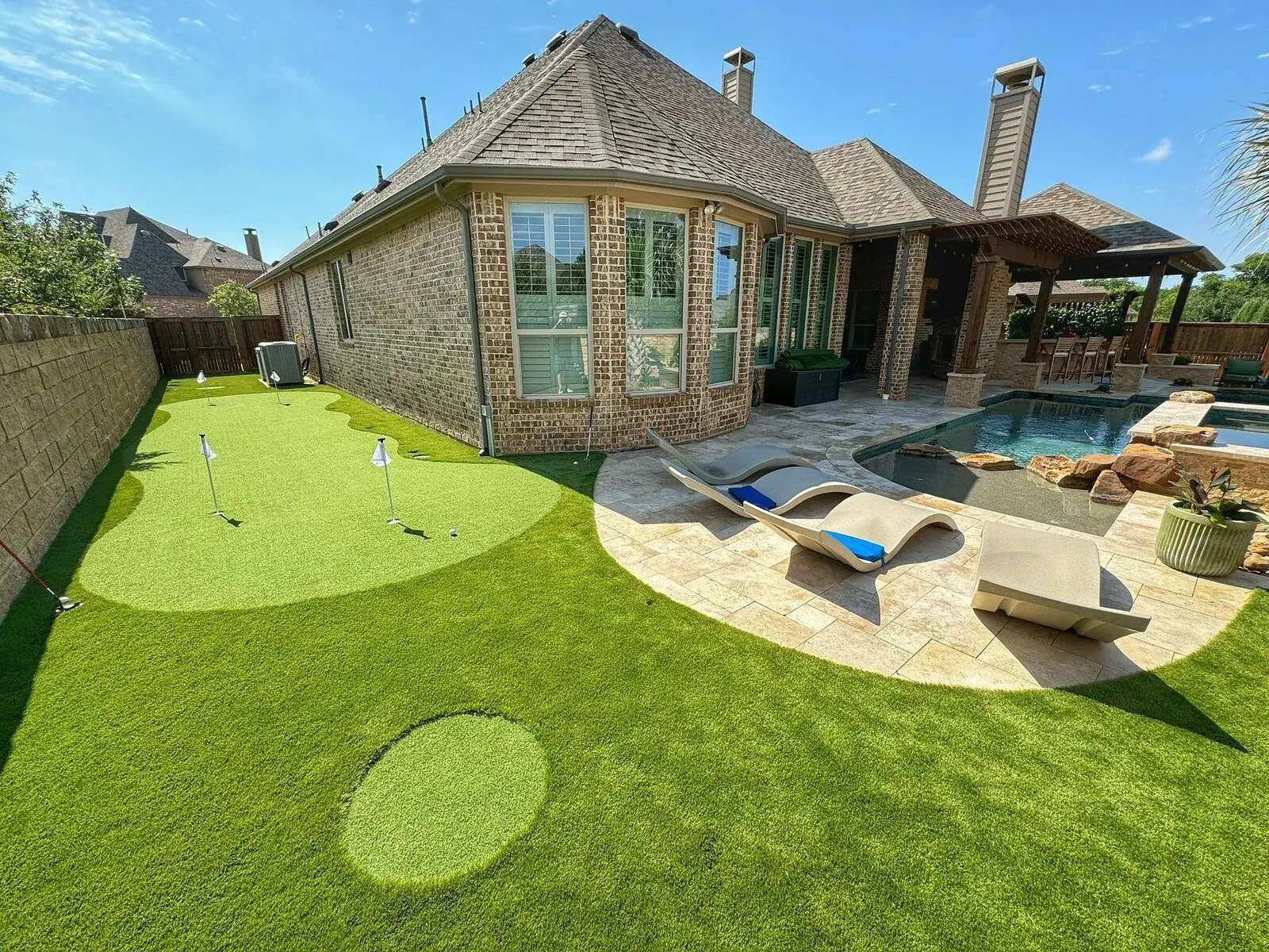 How Much Does a Custom Putting Green Cost?